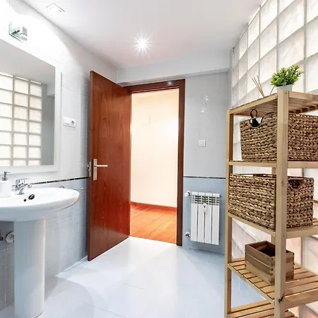 Amplio Y Acogedor Junto A Plaza Zabalburu Daire Bilbao