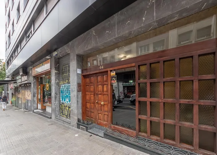 Amplio Y Acogedor Junto A Plaza Zabalburu 公寓