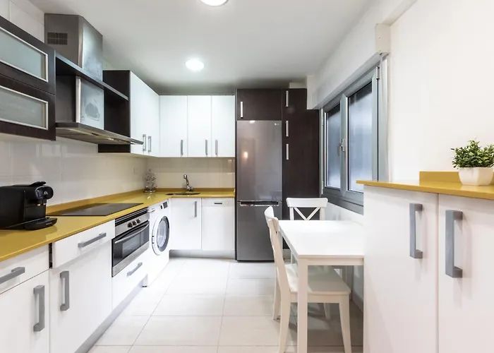 Amplio Y Acogedor Junto A Plaza Zabalburu