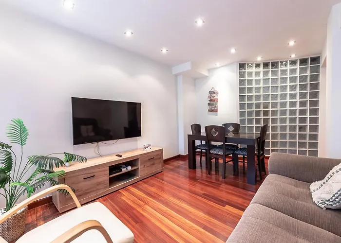 Amplio Y Acogedor Junto A Plaza Zabalburu Διαμέρισμα *